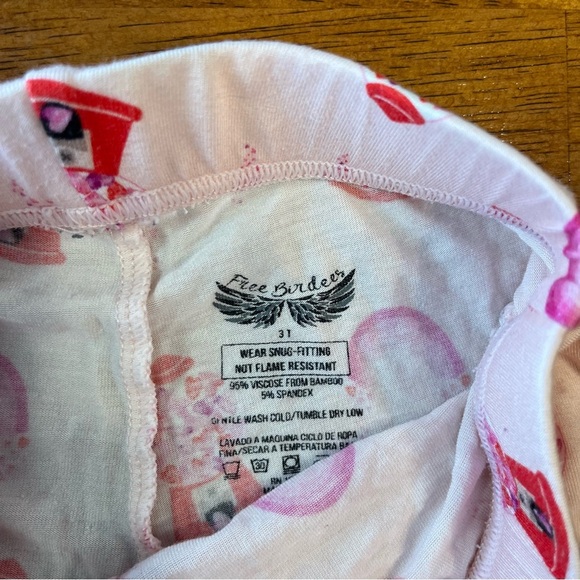 Free Birdees pink bumble gum heart ruffle two piece bamboo outfit size 3T - Picture 4 of 7
